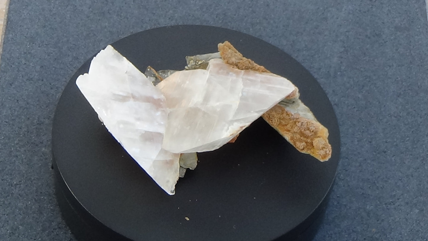 Large Book Cliff Calcite crystal stalactite Dragon Tooth pair. 225 grams